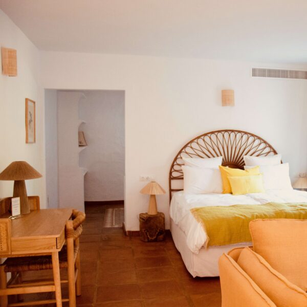 Citrine - Premium Ensuite double room - Image 3